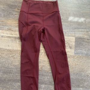 Lululemon In Movement size 4